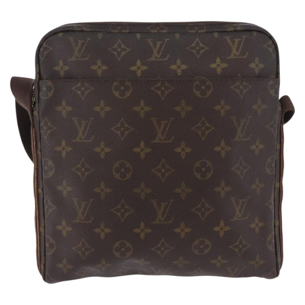 Louis Vuitton Trotteur Beaubourg Monogram Canvas